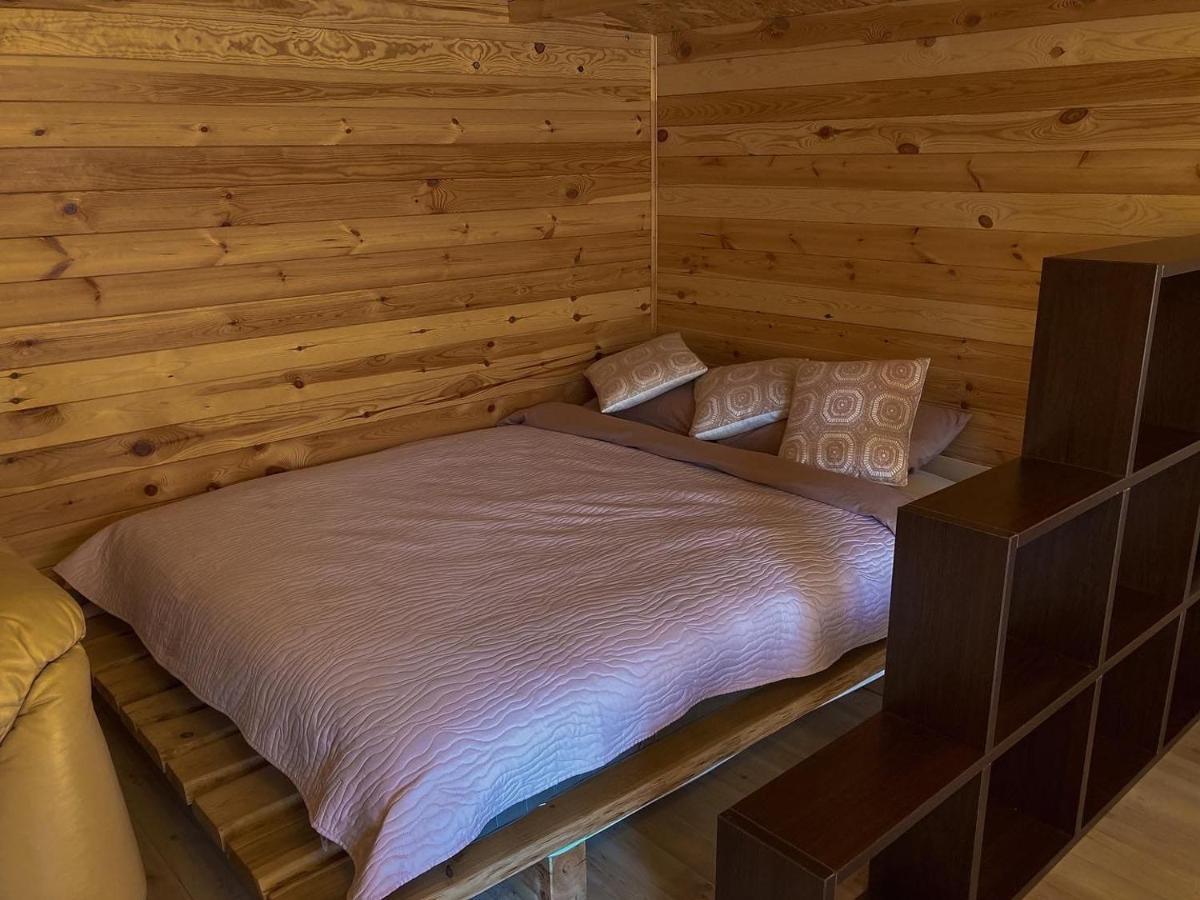 Starp Debesim Un Zemi Konuk evi Krāslava Dış mekan fotoğraf